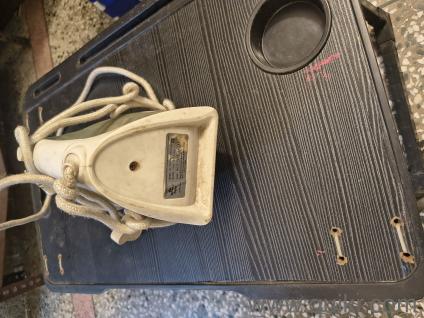 Bajaj Majesty MX 15 Steam Iron