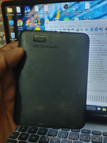 i am selling my 2tb seagate external hard drive