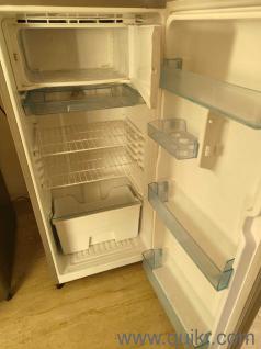 Samsung single door 180 lt well functioning Refrigerator