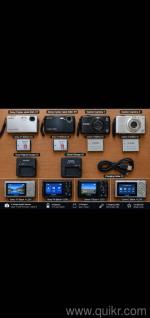 sab behtareen camera hain 2 Cannon k camera hain or 2 sony k camera hain 