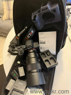 100% ORIGINAL Sony Alpha a7R IV with lens and complete accessories 