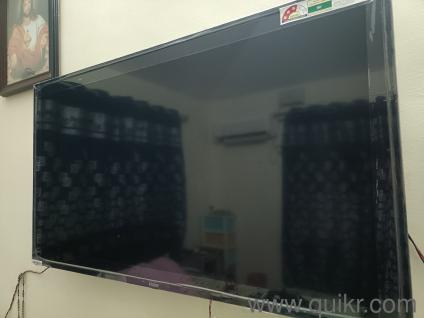 Haier 42"smart android tv. Well maintained with all accessories.