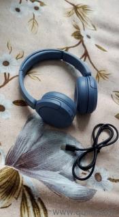 SONY WH CH520 ON EAR HEADPHONES 