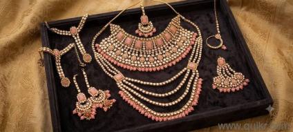 Bridal jewellery set