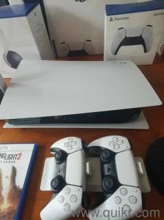 Brand New Playstation 5 Console with controllers and CD games for sale 