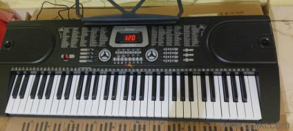 JUAREZ Octav&eacute; JRK661 61-Key Electronic Keyboard Piano