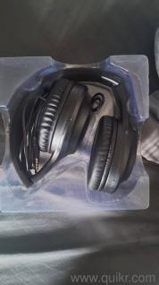 Hammer bash plus wireless Bluetooth over ear headphones  works perfectly