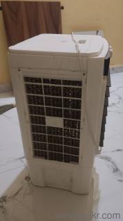 Good in condition only 3 month used, medium size air-cooler, price can be negotiable 