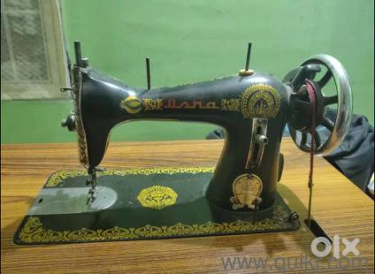 Usha Sewing Machine with Pedal Stand  New Wooden Top