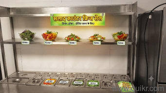 fridge salad counter 