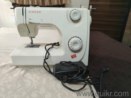 sewing machine 